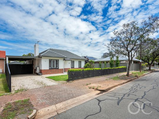 Open the Door to Light, Comfort & Everyday Convenience - Photo 1