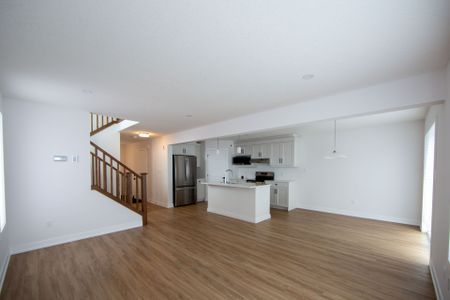 For Lease - 185 Renaissance Drive, St. Thomas, Ontario - Photo 5