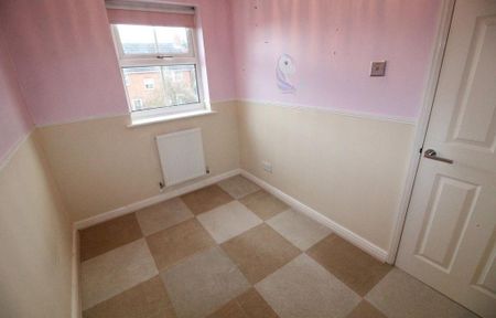 4 bedroom detached house to rent - Photo 5