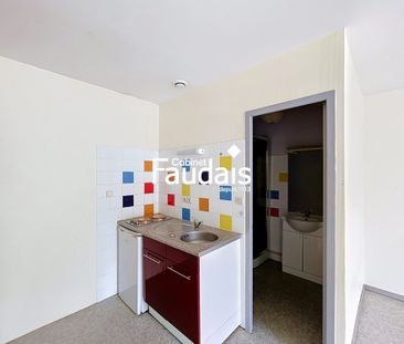 Location Appartement 1 pièce 20m² COUTANCES 50200 - Photo 2