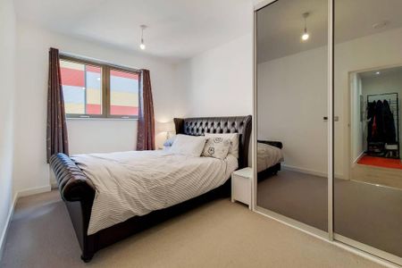 2 bedroom flat to rent - Photo 4