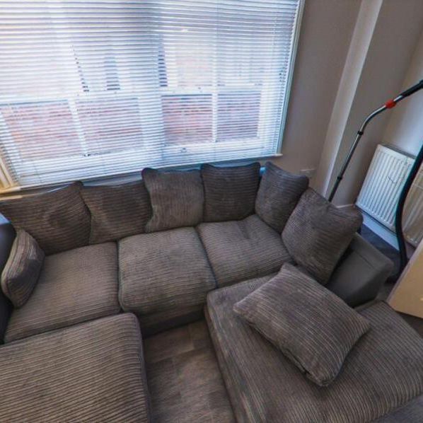 6 bedroom house share to rent - Photo 1