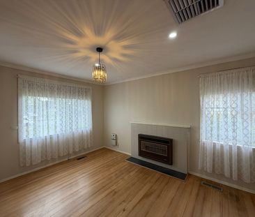 Low Maintenance! - Photo 1