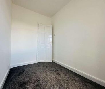 Camp Hill Road, Nuneaton, CV10 - Photo 6