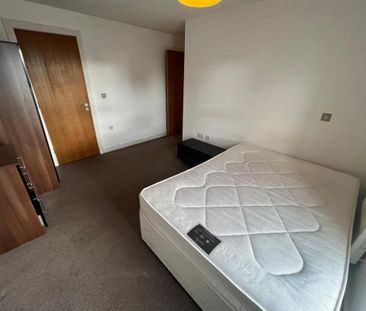2 bedroom flat to rent - Photo 6