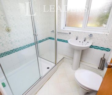 3 bedroom house to rent The Square, Mickleover, DE3 - Photo 4