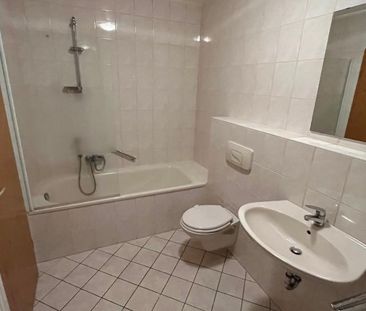 große 2-Zi.-Whg. mit Süd-Balkon - Photo 2