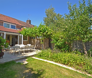 3 bedroom terraced house to rent - Photo 3