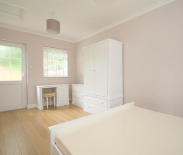 2 bedroom semi-detached to rent Woodlands Road, Epsom, KT18 - Photo 6