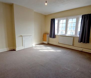 1 Bedroom Flat to Rent in Newland Street, Kettering, Northamptonshire, NN16 - Photo 4