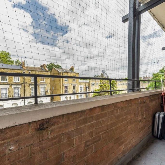 1 bedroom flat to rent - Photo 1