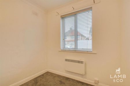 2 bedroom maisonette to rent - Photo 2