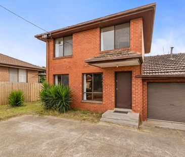 SUPERB LOCATION - Photo 3