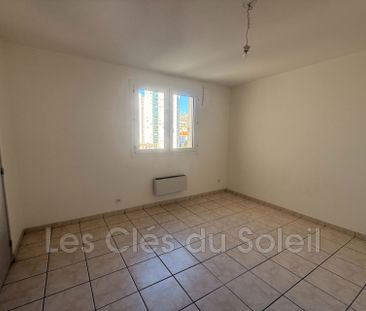 Location Appartement 2 pièces 49m² TOULON 83000 - Photo 5