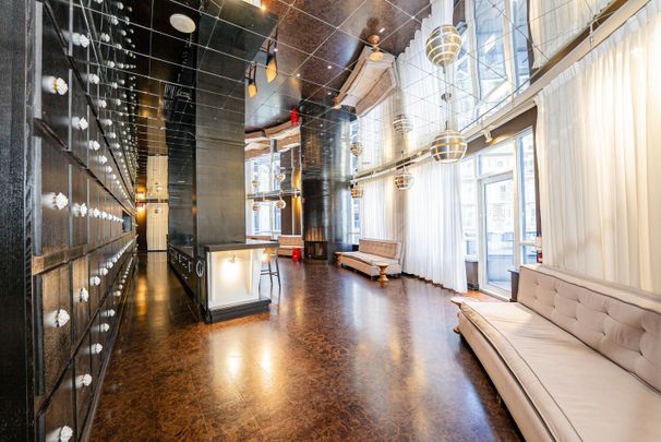 For Lease - 20 Blue Jays Way Unit# 2021, Toronto, Ontario - Photo 1