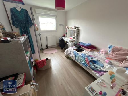 Location Appartement 4 pièces 79m² JARVILLE LA MALGRANGE 54140 - Photo 3