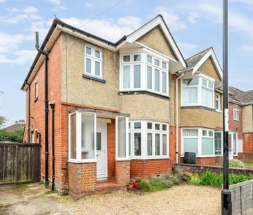 3 bedroom semi-detached house to rent - Photo 1