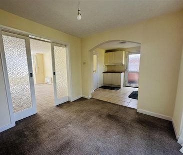 3 bedroom house to rent - Photo 2