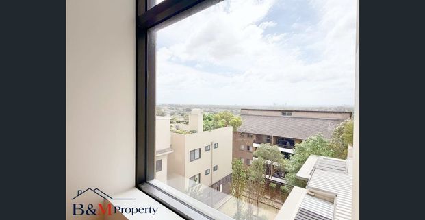 Modern 2 Bedrooms plus study or third bedroom with Double Parking and quiet Location, total 153 Sqm - Photo 1