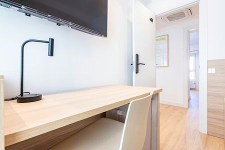 Carrer dels Sants Just i Pastor, Valencia, Valencian Community 46021 - Photo 5