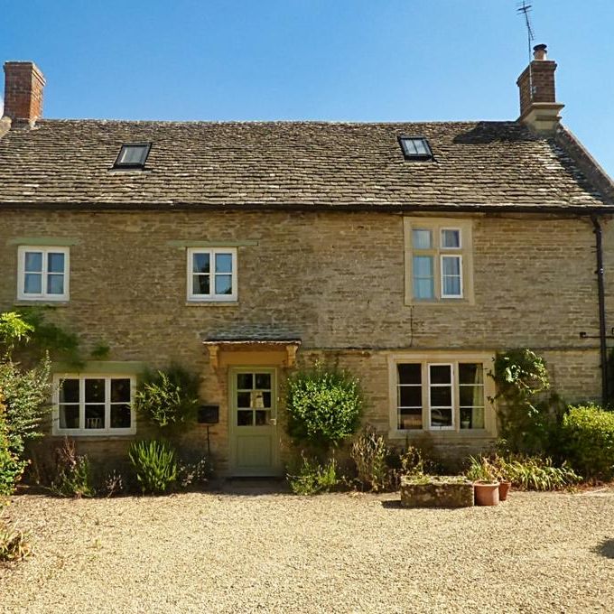 4 bedroom detached house to rent - Photo 1