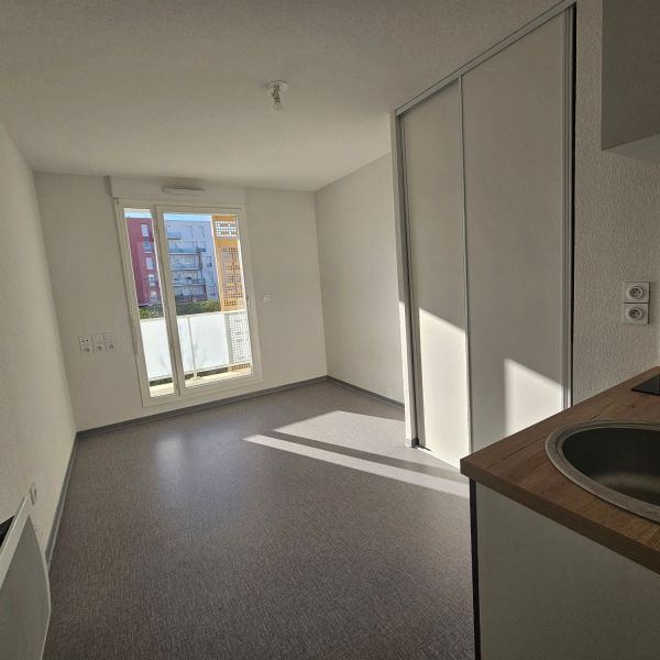 Location Appartement 1 pièce 18m² NIMES 30000 - Photo 1