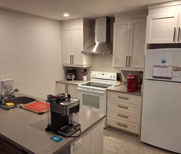 Beau 4 et demi style condo à louer à Vaudreuil. - Photo 2