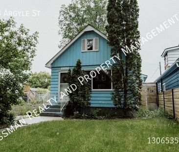 2 bedroom + loft & garage FULL HOUSE in Cathedral - Photo 1