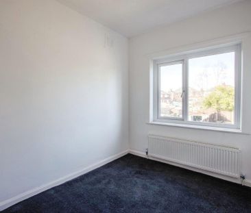 Birkwood Avenue - Photo 6