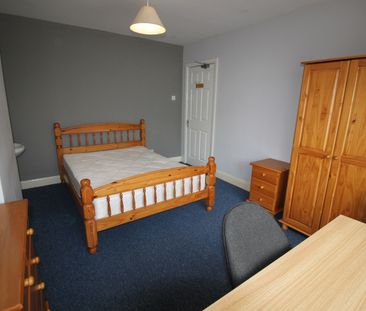 7 Bed Semi-Detached House, Richmond Gardens, SO17 - Photo 5