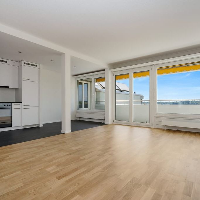 4 Zimmer, 97 m², 3. Stock - Photo 1