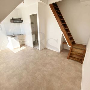 Location Appartement 1 pièce 13m² - Photo 2