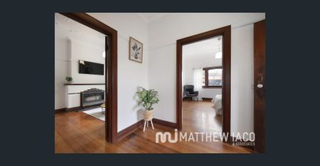 ONLY 1 LEFT - Adorable art deco #480 REMAINING ... - Photo 3