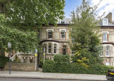 St. James Terrace, SW12 8HJ, London - Photo 4