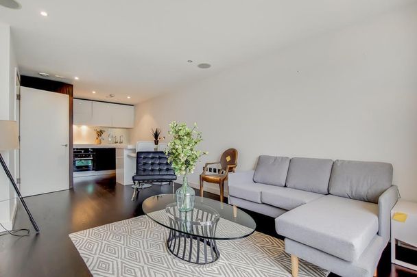 1 bedroom property to let - Photo 1