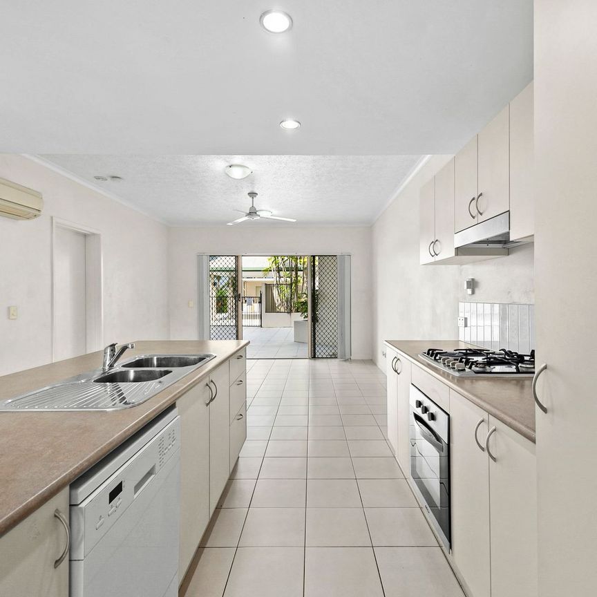 Unit 1/111-113 Martyn Street, - Photo 1