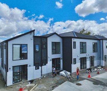 3 x High-Spec New Build Homes In The Heart of Mangere! - Photo 1