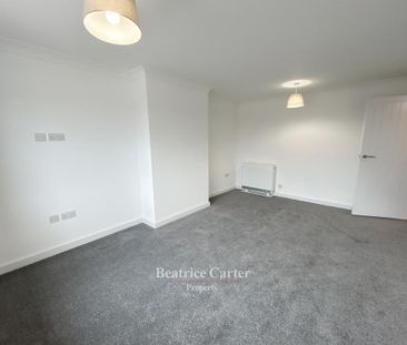 2 bedroom semi-detached bungalow to rent - Photo 2
