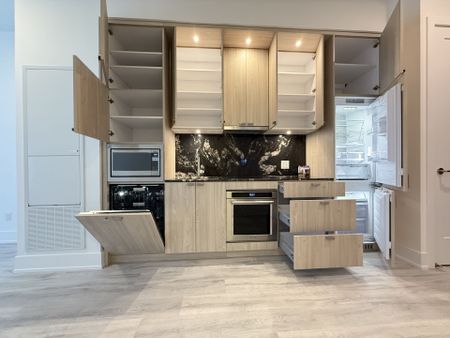 For Lease - 259 THE KINGSWAY N/A Unit# 212, Toronto, Ontario - Photo 2