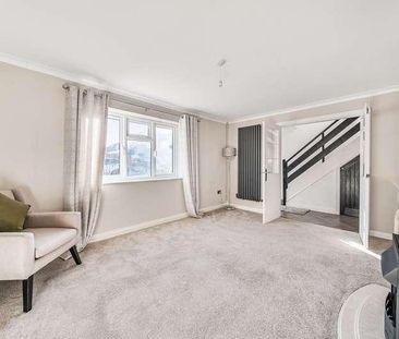 Cherry Gardens, Teynham, Sittingbourne, Kent, ME9 - Photo 1