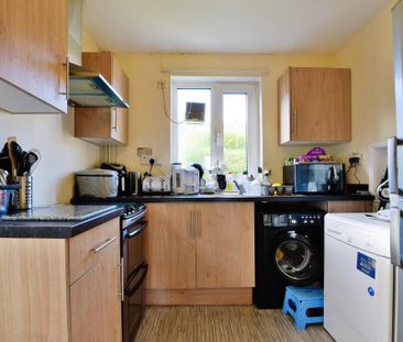 2 bedroom semi-detached house to rent - Photo 1