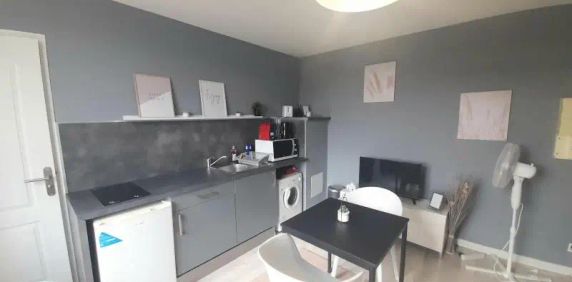 Appartement à louer 1 pièce 21.68m² - Photo 2