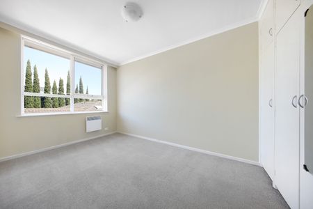4/13 Melbourne Street, Murrumbeena VIC 3163 - Apartment For Rent | Domain - Photo 3