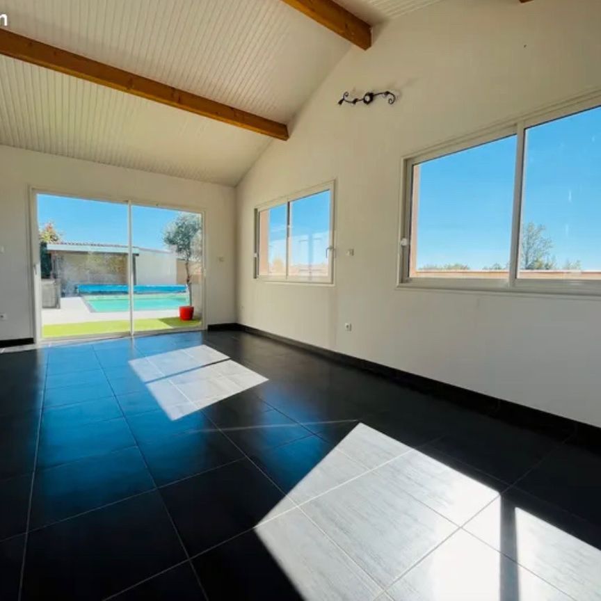 Location Maison 5 pièces 140m² ST LYS 31470 - Photo 1