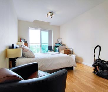 Cavalier House, Uxbridge Road, London W5 - Photo 2