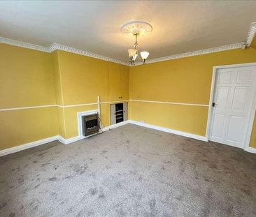 Endcliffe Crescent, Scarborough, YO12 - Photo 4