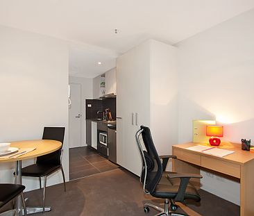 North Melbourne | Student Living on Villiers | 1 Bedroom (Air-Conditioned) - Photo 2