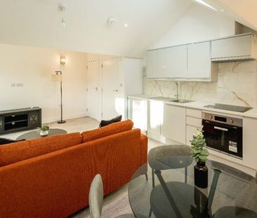 Cuckoo Hall Lane, London - Photo 6