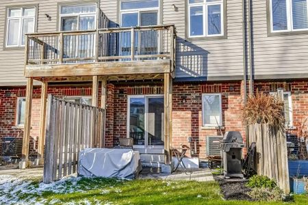 For Lease - 2362 Treversh Common, Burlington, Ontario - Photo 5