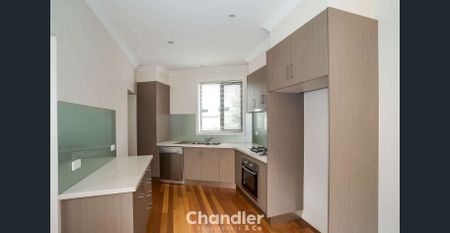 STYLISH TOWNHOUSE CLOSE TO ALL AMENTIES - Photo 4